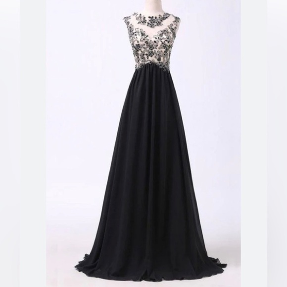 Black evening party prom dress floorlength, appliqué, sequin, sheer size 6 - Picture 4 of 14